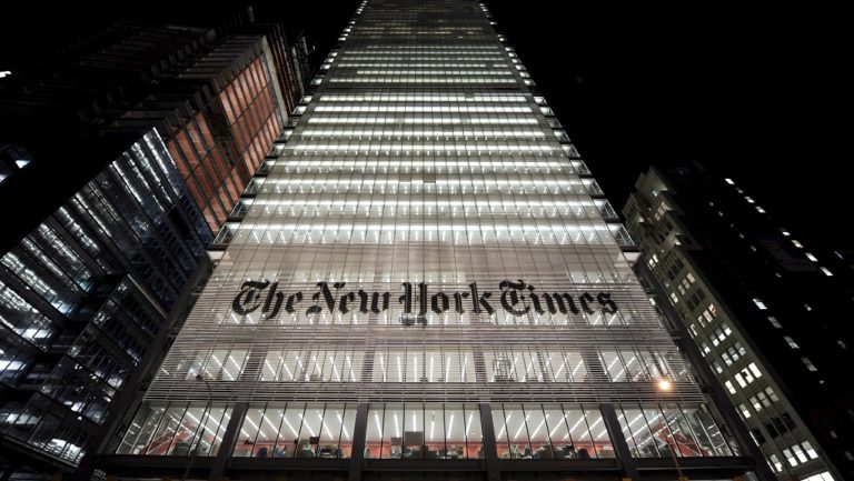 Εύσημα New York Times για Ελλάδα: “Συνιστά έκπληξη, έδρασε γρήγορα”