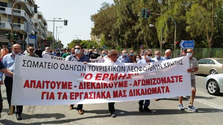 Ζητούν επαναπρόσληψη οι οδηγοί λεωφορείων