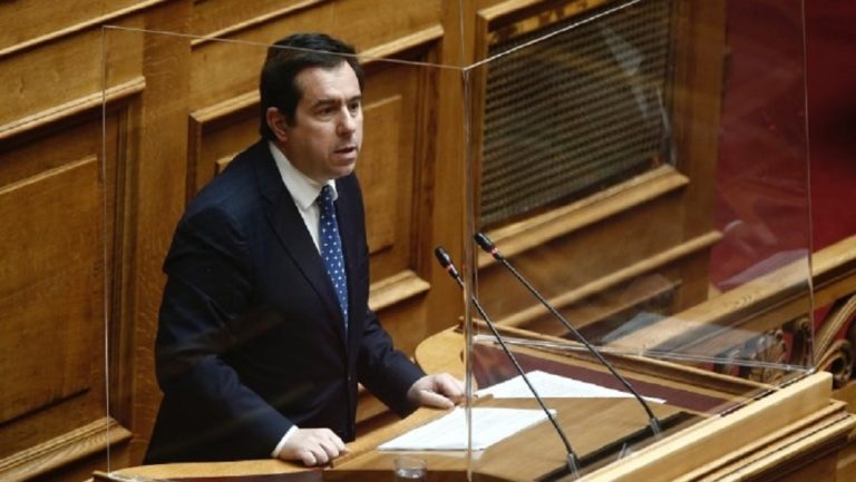 Ν. Μηταράκης: Προτεραιότητα η μείωση των ροών- Οι εισηγητές των κομμάτων για το ν/σ