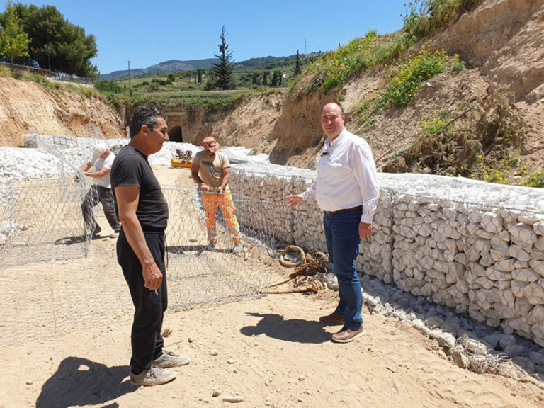 Σολωμός Κορινθίας: Εργασίες στο ρέμα