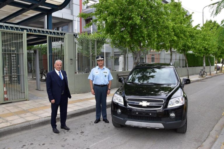 Δωρεά οχήματος  στην Αστυνομική Διεύθυνση Λάρισας