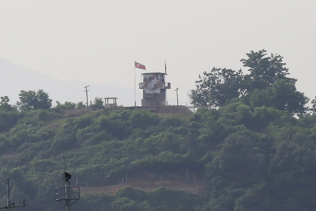 Η Βόρεια Κορέα κατέστρεψε το γραφείο σύνδεσης με τη Νότια-Νέα ένταση (video)