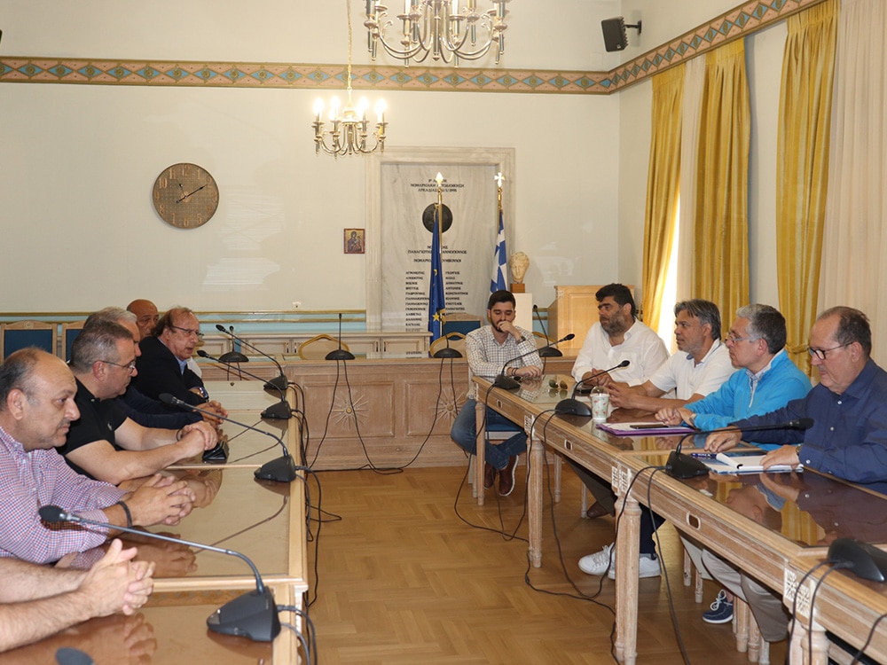 Περιφέρεια Πελοποννήσου: Σύσκεψη για τα θέματα των ΚΤΕΛ