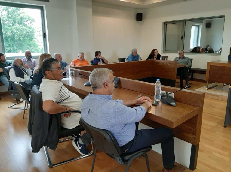 Ενημερωτική συνάντηση στο Δ. Αρχανών-Αστερουσίων για την υλοποίηση του προγράμματος δακοκτονίας