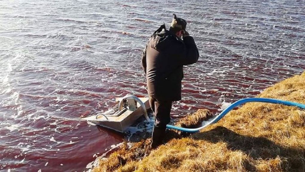 “Υπό έλεγχο” η πετρελαιοκηλίδα στην Αρκτική- Ανεπανόρθωτη ζημιά λένε οικολόγοι