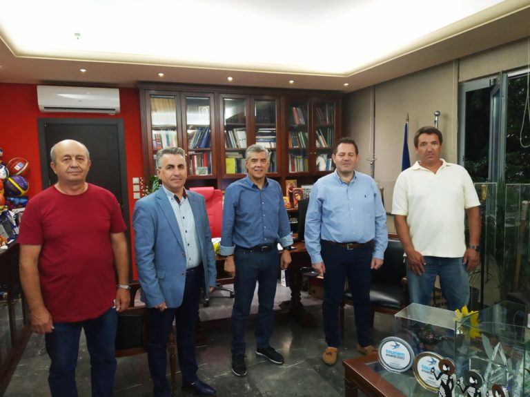 Στον Περιφερειάρχη η Ένωση Ραδιοερασιτεχνών Θεσσαλίας