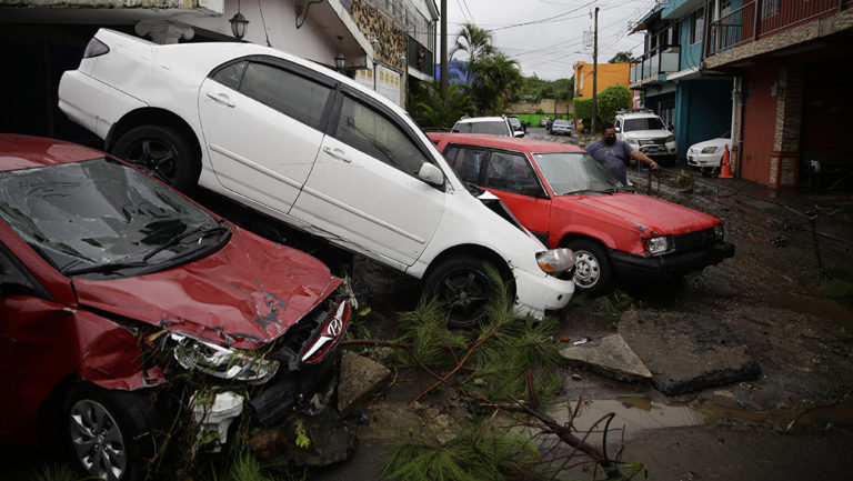 Τροπική καταιγίδα Αμάντα: Δέκα νεκροί στο Ελ Σαλβαδόρ-Καταστροφές και στη Γουατεμάλα