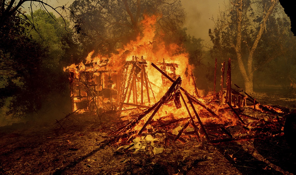 ΗΠΑ: Μεγάλη πυρκαγιά απειλεί πόλεις στην Καλιφόρνια