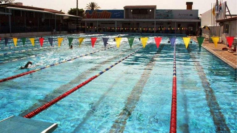 Ανακοπή υπέστη 47χρονη στο κολυμβητήριο