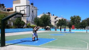 Στο αθλητικό κέντρο Κατσαμπά ο Β. Λαμπρινός