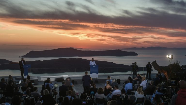 Σύνθημα επανεκκίνησης του τουρισμού από τον πρωθυπουργό-“Η Ελλάδα είναι έτοιμη” (video)