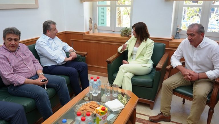 Με τον Περιφερειάρχη Κρήτης για τον τουρισμό η Κατ. Νοτοπούλου