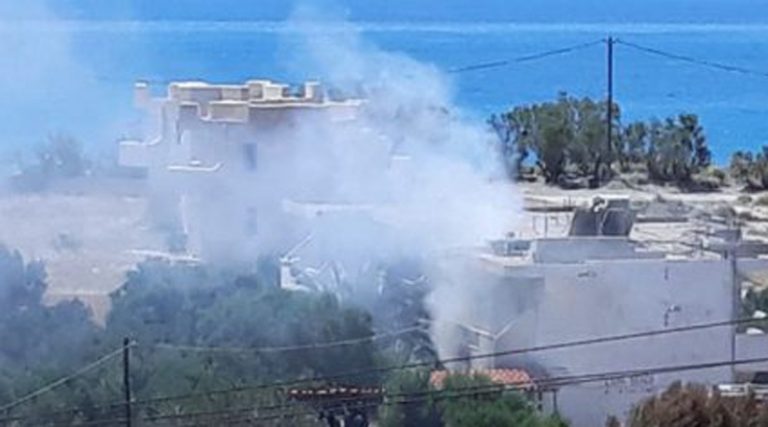 Πυρκαγιά σε συγκρότημα κατοικιών στην Ιεράπετρα