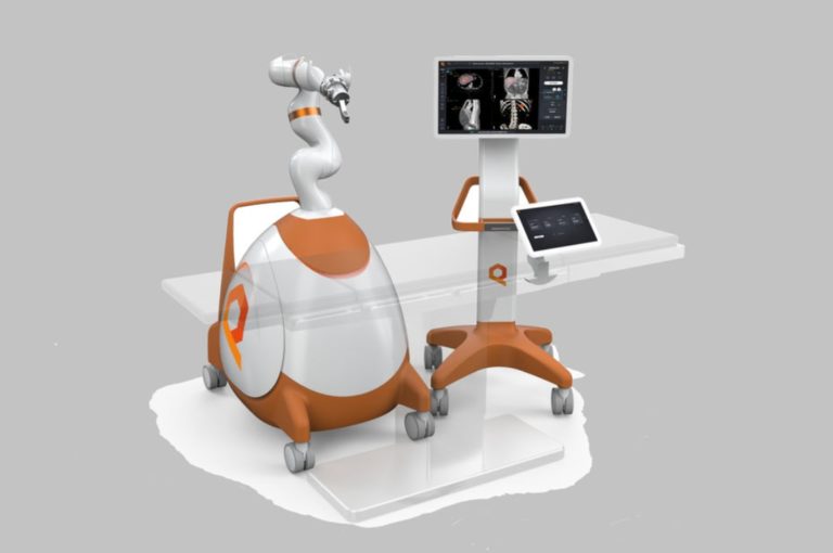 Γαλλία: Επιστήμονες χειρουργούν όγκο του ήπατος με τη βοήθεια ρομπότ