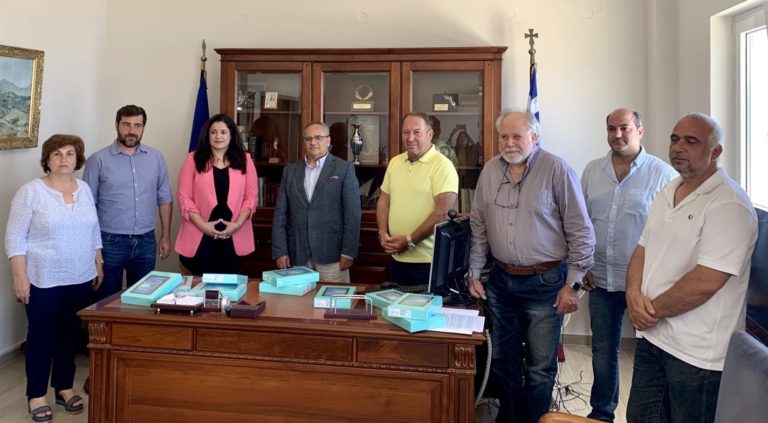 Σειρά για τις ηλεκτρονικές συσκευές «tablets» έχει το Λασίθι