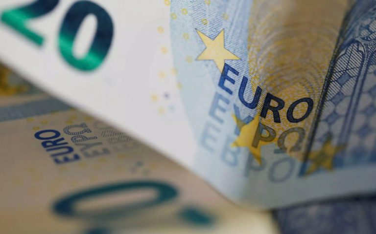 Στη Βουλή το ν/σ για τις μικροπιστώσεις μέχρι 25.000 ευρώ – Σε ποιους απευθύνεται