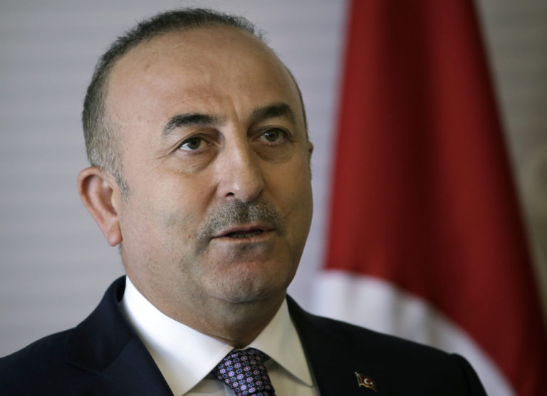 Εμμένει στις προκλήσεις ο Μ. Τσαβούσογλου: «Η Ελλάδα παραβίασε την τουρκική υφαλοκρηπίδα»