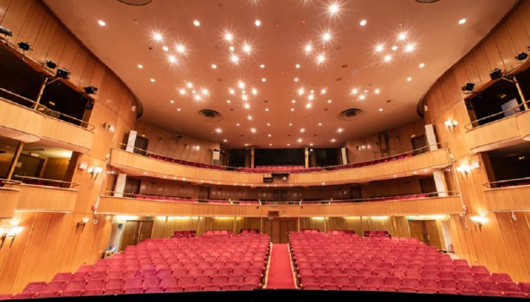 Ανοίγει η αυλαία του δημοτικού θεάτρου Ολύμπια στις 9 και 10 Οκτωβρίου