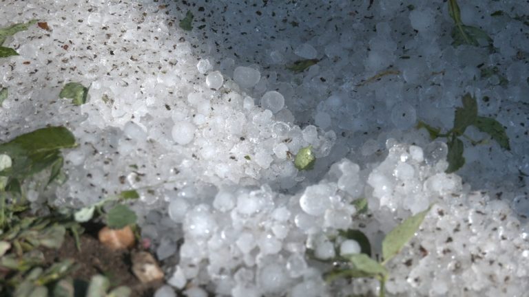 Άστατος ο καιρός – Το meteo εξηγεί γιατί θα σημειωθούν και χαλαζοπτώσεις