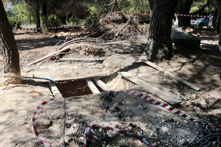 Σε φρεάτιο βάθους 5 μέτρων έπεσε γυναίκα στον Πλατύκαμπο