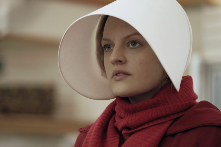 The Handmaid’s Tale: Η κορυφαία σειρά κάνει πρεμιέρα σε ΕΡΤ1 και ERTflix