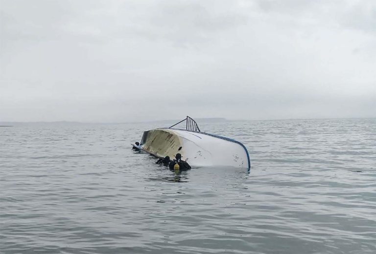 Πολύνεκρο ναυάγιο στη λίμνη Βαν της Τουρκίας