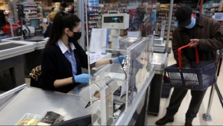 Εργαζόμενες σε Super Market τον καιρό της Πανδημίας