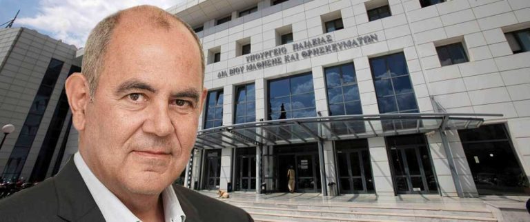 Ο υφυπ. Παιδείας Β. Διγαλάκης για τη λειτουργία του Κλειστού Κολυμβητηρίου στο Ακρωτήρι (audio)