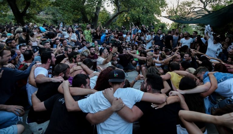 Χωρίς πανηγύρια έως το τέλος Ιουλίου (video)