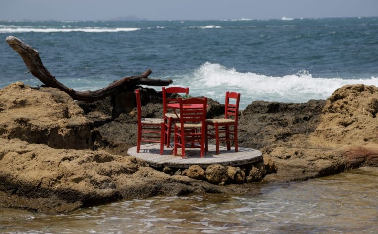 Tέσσερα νέα μέτρα για την εστίαση (video)