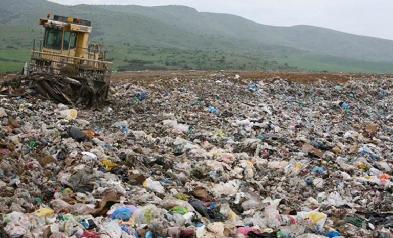 Σύσκεψη στο Υπουργείο Εσωτερικών για τη διαχείριση των απορριμμάτων στην Αττική