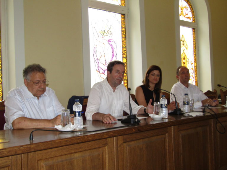 Οι βουλευτές ΣΥΡΙΖΑ Κ. Νοτοπούλου και Δ. Χαρίτου σε Κομοτηνή και Φανάρι