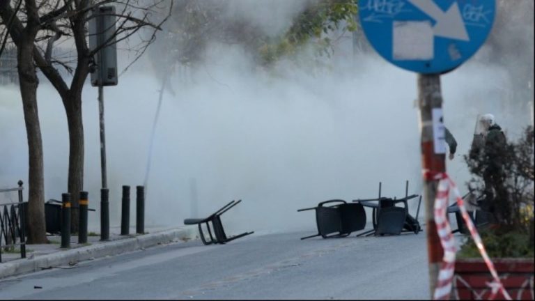 Επεισόδια στην ΑΣΟΕΕ – Τρεις συλλήψεις