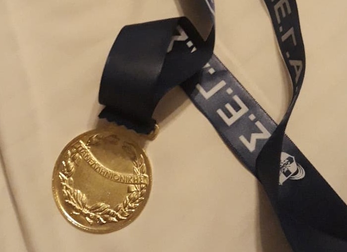 Χάλκινο μετάλλιο τα κορίτσια 4Χ400 του Γ.Σ. Σέρρες 93