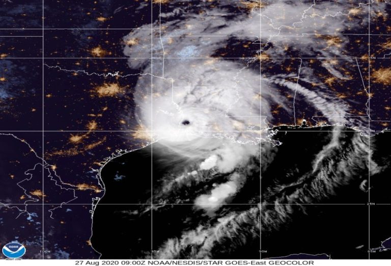 Ο τυφώνας “Λάουρα” έφτασε σε Λουιζιάνα και Τέξας
