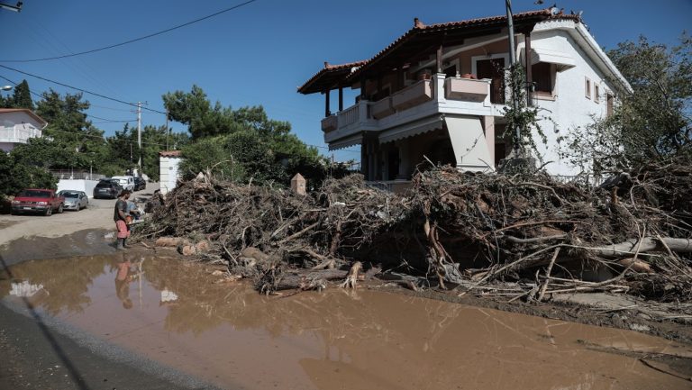 Πολιτική αντιπαράθεση για τις πλημμύρες στην Εύβοια
