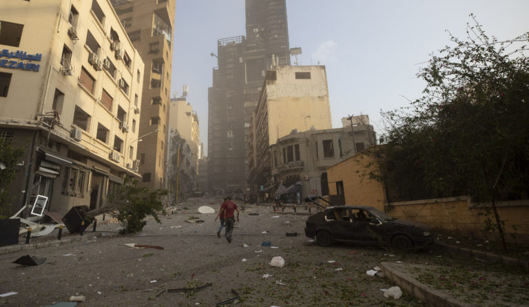 Βηρυτός: Δεκάδες νεκροί και χιλιάδες τραυματίες, ανυπολόγιστες ζημιές – Κατάσταση έκτακτης ανάγκης ζητά ο πρόεδρος Αούν