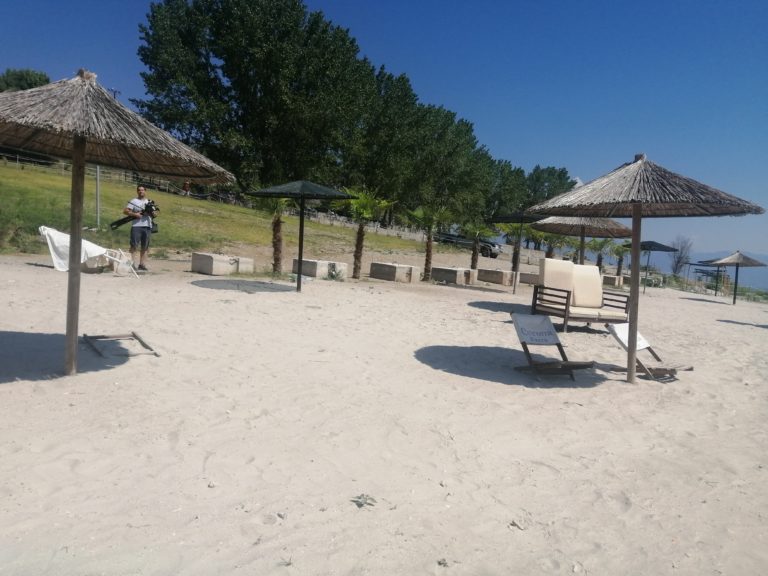 Σαν “μικρό νησί” η παραλία  της Λίμνης Βεγορίτιδας στον Άγιο Παντελεήμονα Αμυνταίου