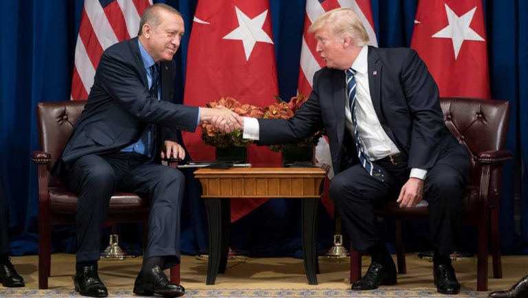 Τραμπ για Ερντογάν: «Μόνον εμένα ακούει — Σκακιστής παγκόσμιας κλάσης»