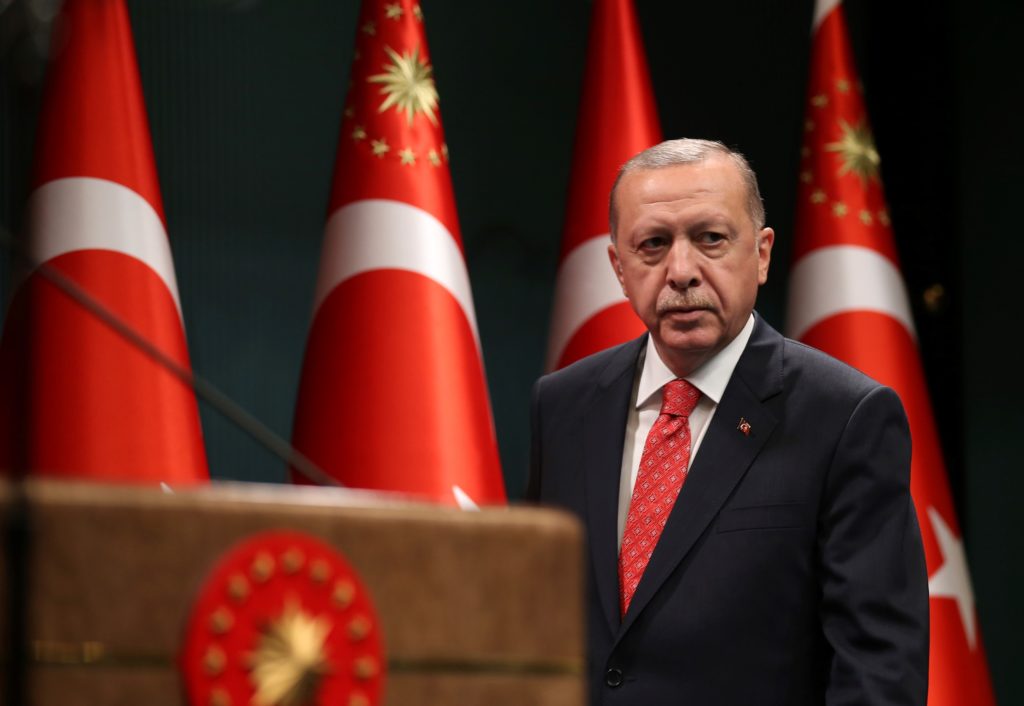 The Guardian: Nταής και απειλή ο Ερντογάν, η Ευρώπη τον αγνοεί με δικό της ρίσκο