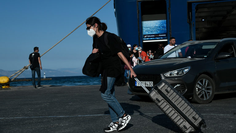 Σε εφαρμογή τα έκτακτα μέτρα – Τι ισχύει από σήμερα (video)