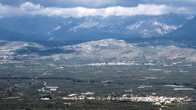 Τα αίτια των επεισοδίων στη Μεσαρά, οι ανάγκες σε εργάτες και τα κυκλώματα