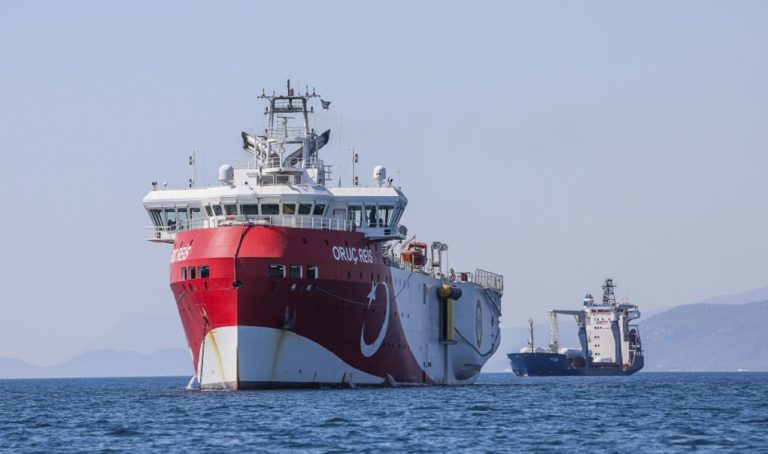 Προαναγγέλλει η Άγκυρα την επιστροφή των τουρκικών ερευνητικών στην Αν. Μεσόγειο