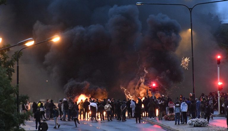 Σουηδία: Επεισόδια έπειτα από ισλαμοφοβικές ενέργειες