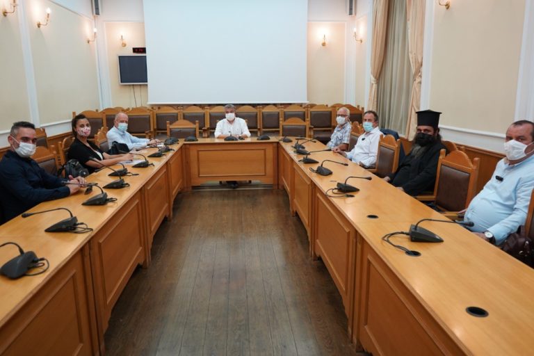 Συνάντηση περιφερειάρχη Κρήτης με τη νέα διοίκηση του Συνδέσμου Εξαγωγέων Κρήτης