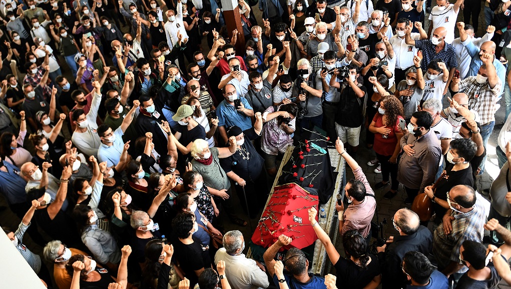 Η ΕΕ για τον θάνατο της Εμπρού Τιμτίκ: Η Άγκυρα να επιδείξει πρόοδο στις θεμελιώδεις ελευθερίες