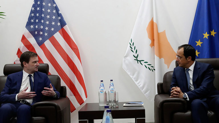 Κύπρος: Συνάντηση N. Χριστοδουλίδη με τον υφυπουργό Εξωτερικών ΗΠΑ (video)