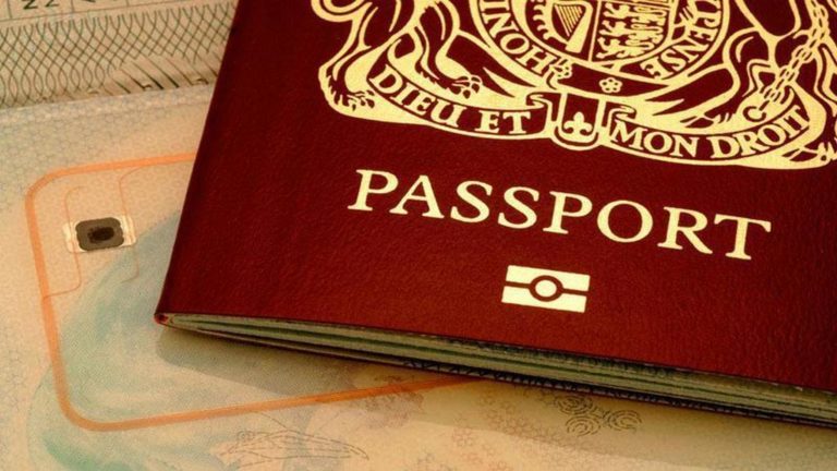 Κως-Ρόδος: Συνελήφθησαν επτά αλλοδαποί για πλαστογραφία ταξιδιωτικών εγγράφων