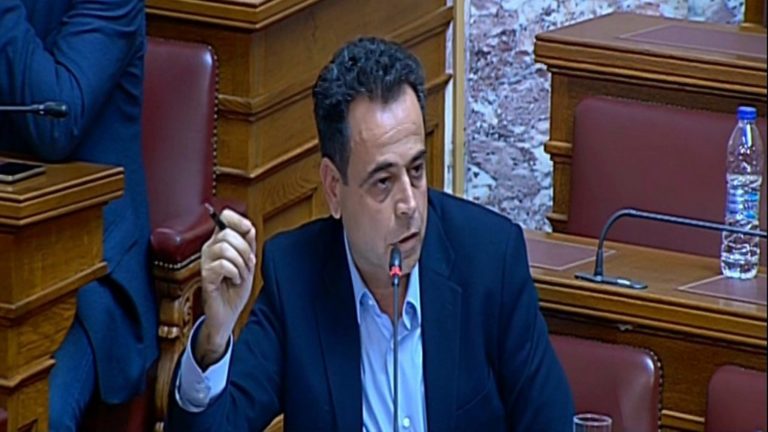 Ν. Σαντορινιός: “Εμπαίζει τους νησιώτες η Νέα Δημοκρατία”