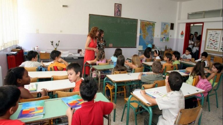 Μ. Βασιλειάδης: Εθελοντική ιχνηλάτηση και τεστ για covid-19 στους μαθητές